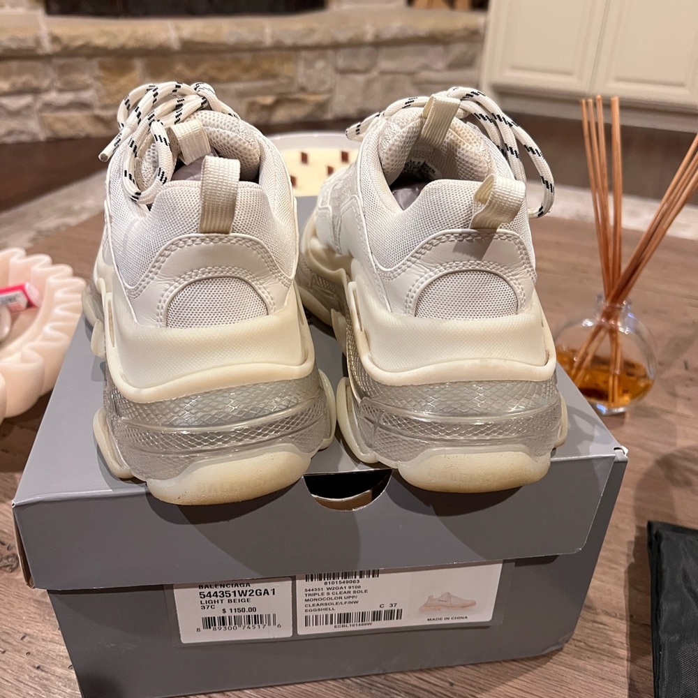 Balenciaga Triple S Sneakers (light beige) size 37 - Picture 4 of 6